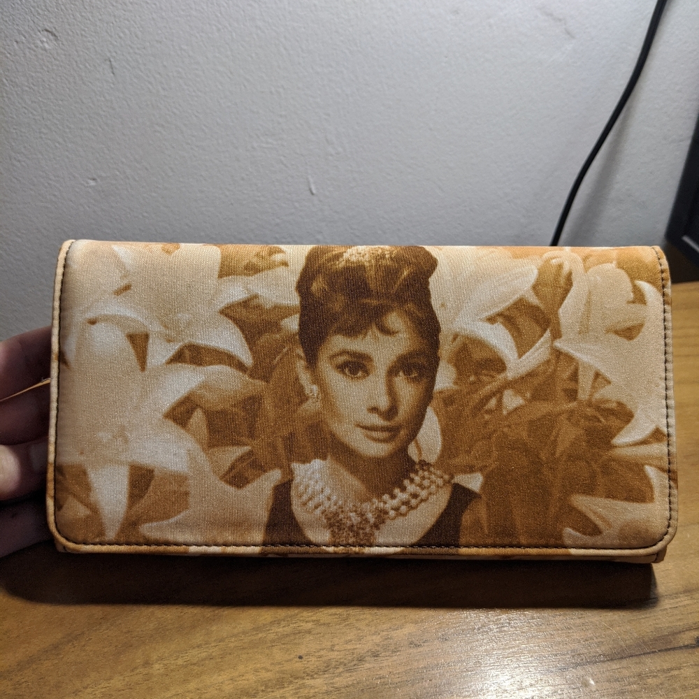 Audrey Hepburn trifold wallet